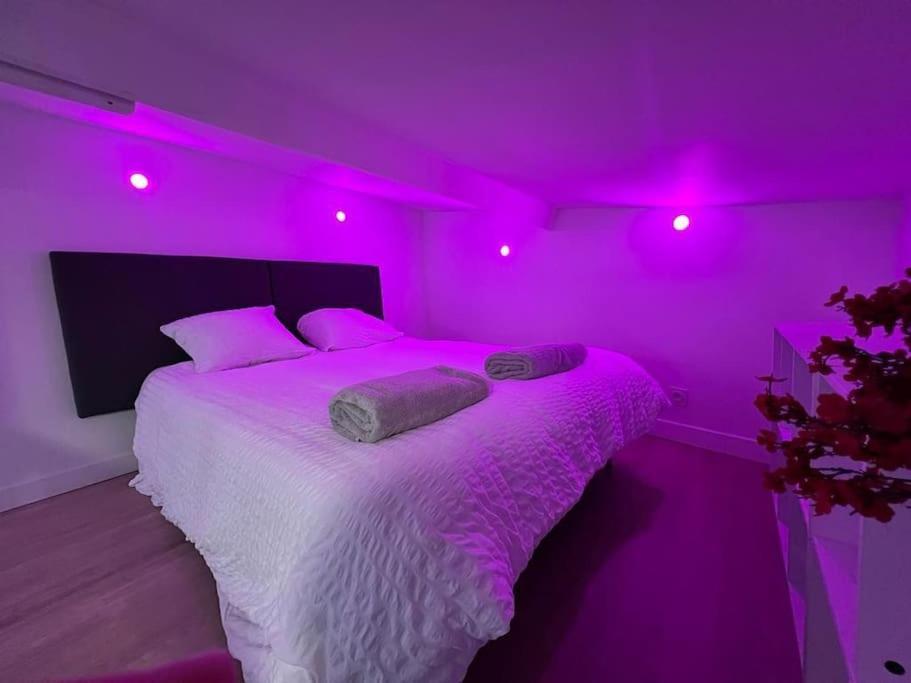 Unique Loft Apartment Located 15 Minutes From The Champs Elysees Saint-Ouen  Exterior foto